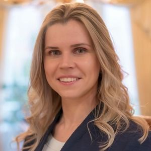 Meet your Posher, Yuliya